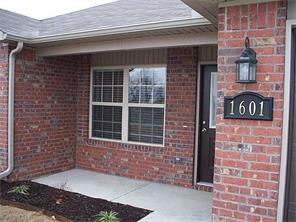 1601 Belvedere St, Centerton, AR 72719 photo 2