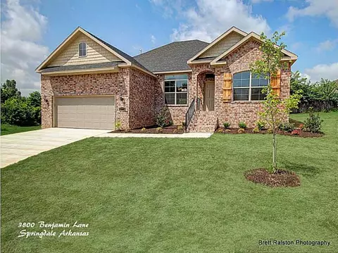 3800 Benjamin Ln, Springdale, AR 72764 photo 1
