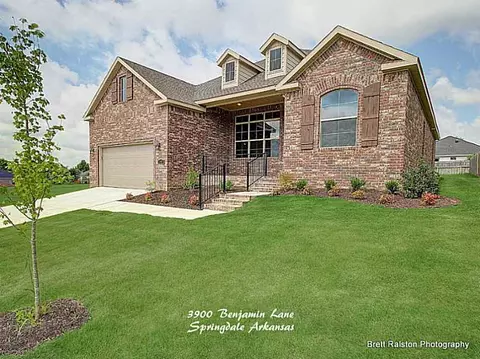3900 Benjamin Ln, Springdale, AR 72764 photo 1