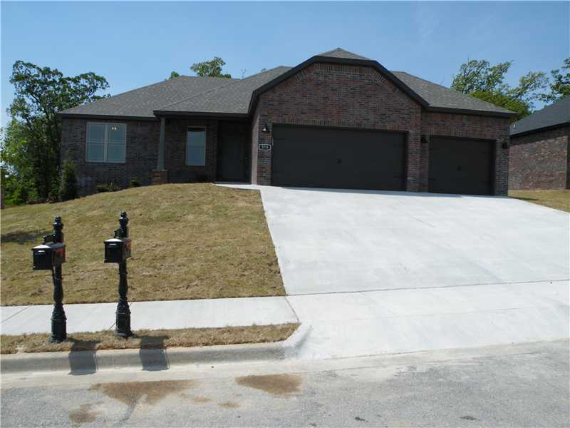 570 Lancaster Rd, Centerton, AR 72719 photo 1