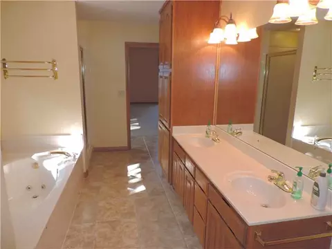 8221 Eagle Crest Dr, Rogers, AR 72756 photo 14