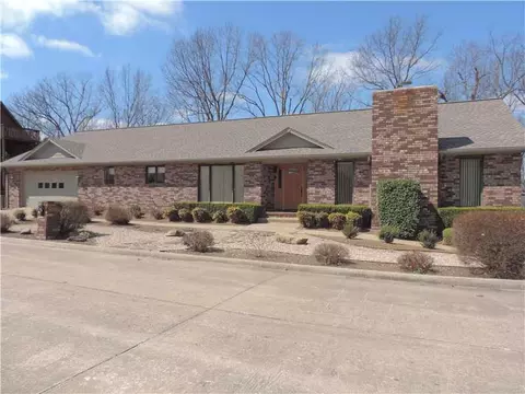 8221 Eagle Crest Dr, Rogers, AR 72756 photo 1