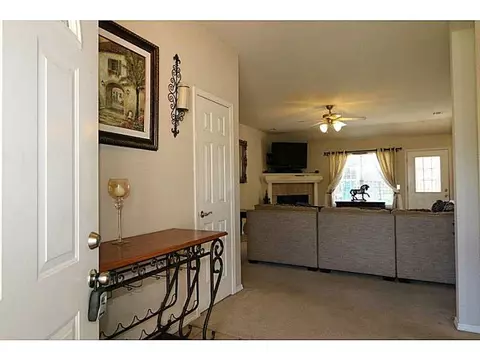 711 Tyler St, Centerton, AR 72719 photo 4