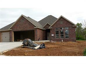 4511 Buckeye Dr, Rogers, AR 72758 photo 1