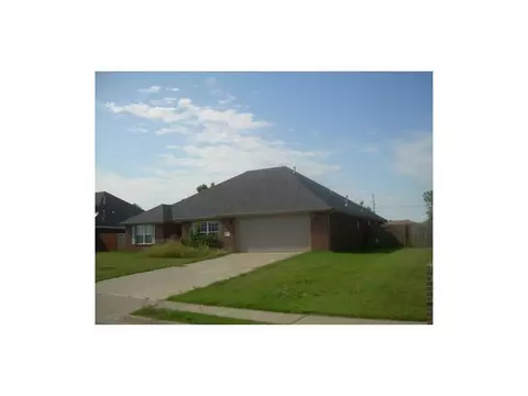 930 Nicholson Ave, Springdale, AR 72764 photo 2