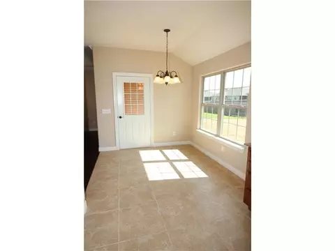 684 Olivia Ln, Centerton, AR 72719 photo 7