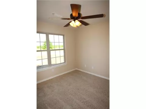 684 Olivia Ln, Centerton, AR 72719 photo 14