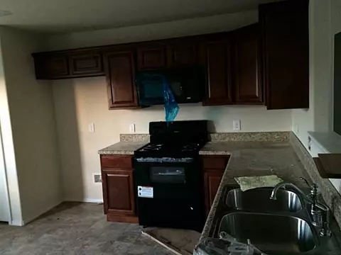 3678 Vanleer Ave, Springdale, AR 72764 photo 2