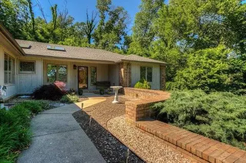 2 Wembly Cir, Bella Vista, AR 72715 photo 1