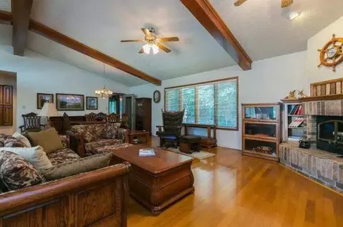 2 Wembly Cir, Bella Vista, AR 72715 photo 5