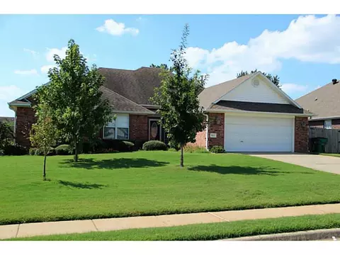 811 Nicholson Ave, Springdale, AR 72764 photo 1