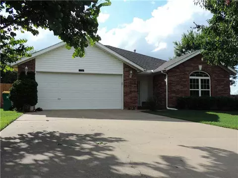730 Michael Ct, Centerton, AR 72719 photo 1