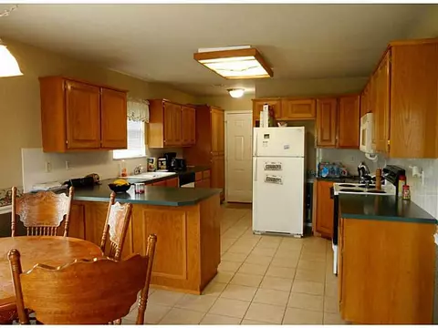 110 Birch St, Centerton, AR 72719 photo 5