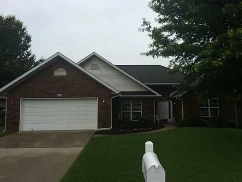 116 Center Dr, Lowell, AR 72745 photo 2