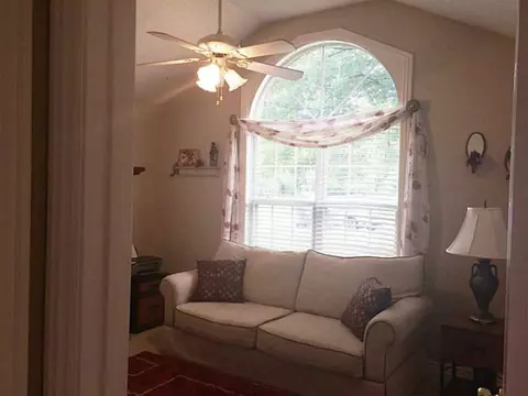 116 Center Dr, Lowell, AR 72745 photo 7