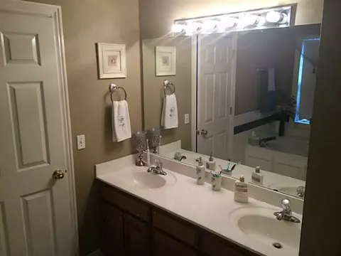 116 Center Dr, Lowell, AR 72745 photo 16