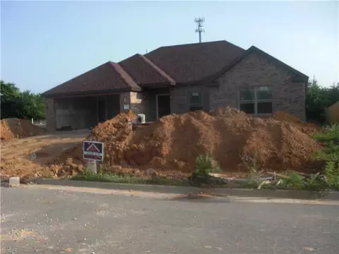1413 Walker Dr, Rogers, AR 72756 photo 1