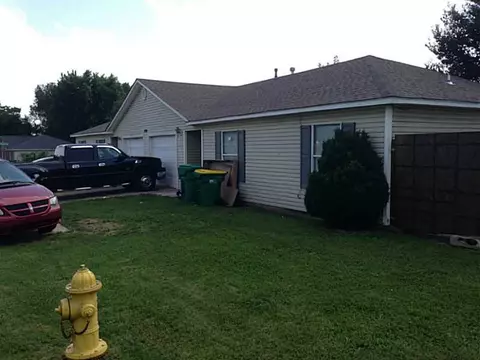 2420 Powell St, Springdale, AR 72764 photo 2
