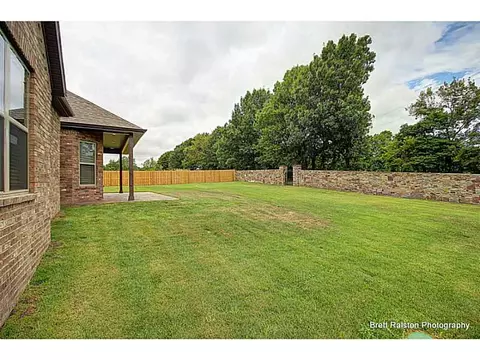 201 Florence Dr, Centerton, AR 72719 photo 25