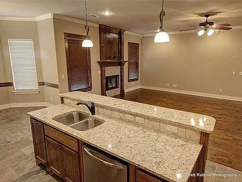 201 Florence Dr, Centerton, AR 72719 photo 8