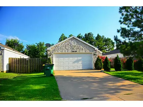 3079 Commons Ave, Springdale, AR 72762 photo 1
