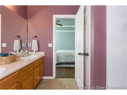 2211 Linden Cir, Springdale, AR 72764 photo 12