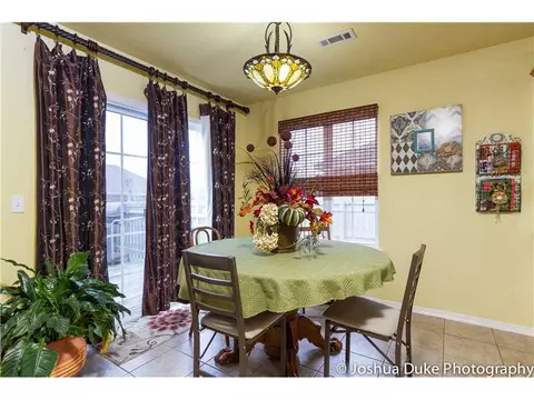 2211 Linden Cir, Springdale, AR 72764 photo 5