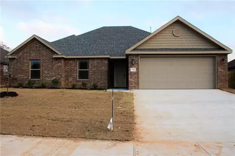 1415 Walker Dr, Rogers, AR 72756 photo 1