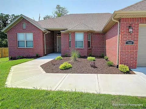 540 Lancaster Rd, Centerton, AR 72719 photo 2