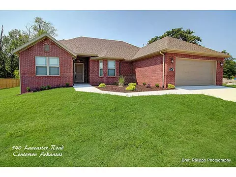 540 Lancaster Rd, Centerton, AR 72719 photo 1