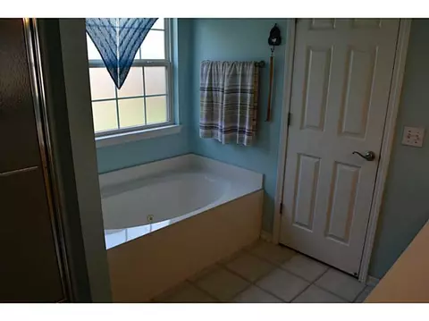3035 Eaglecrest Cir, Springdale, AR 72762 photo 9