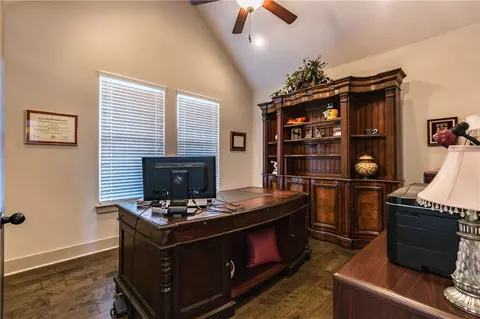 320 Sicily Dr, Centerton, AR 72719 photo 3