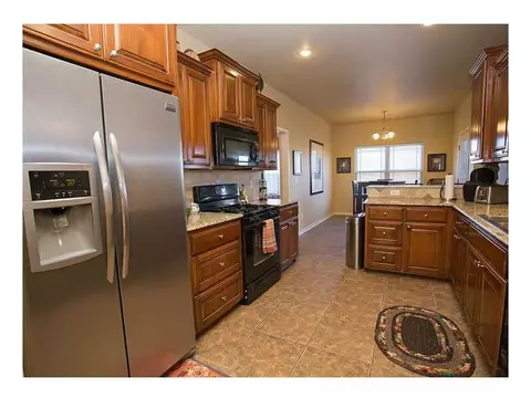 3810 N 2nd Pl, Rogers, AR 72756 photo 10