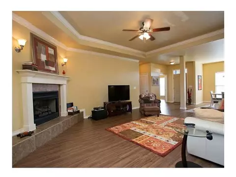 3810 N 2nd Pl, Rogers, AR 72756 photo 5