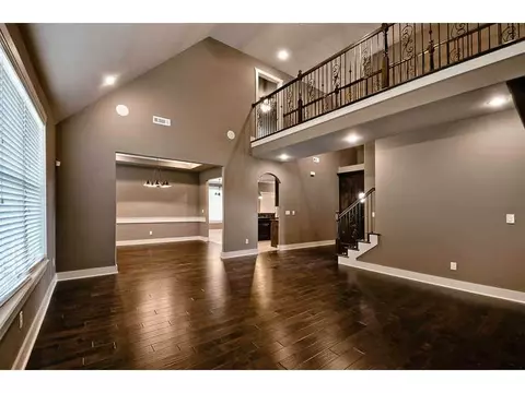 221 Florence Dr, Centerton, AR 72719 photo 4