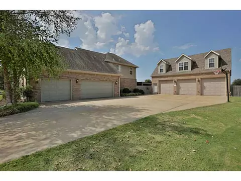 541 Doe Dr, Springdale, AR 72762 photo 1