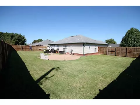 801 Tyler St, Centerton, AR 72719 photo 13