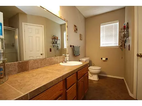 801 Tyler St, Centerton, AR 72719 photo 9