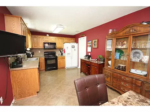 801 Tyler St, Centerton, AR 72719 photo 5