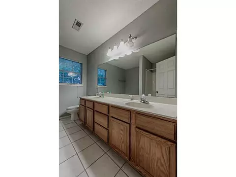 525 Evergreen Cir, Lowell, AR 72745 photo 15