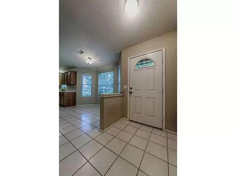 525 Evergreen Cir, Lowell, AR 72745 photo 4