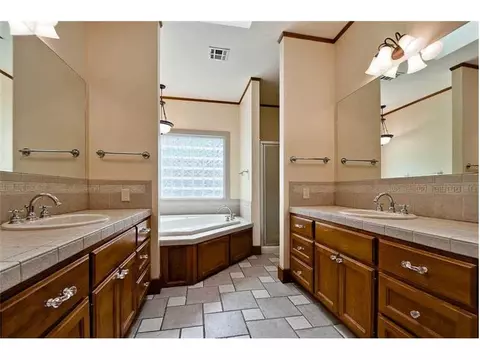 110 E Crawford Ave, Gentry, AR 72734 photo 13