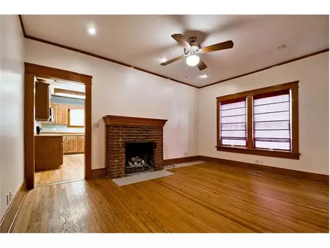 110 E Crawford Ave, Gentry, AR 72734 photo 5