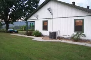 Undisclosed, Dover, AR 72837 photo 4