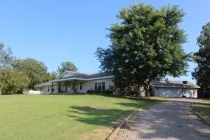 Undisclosed, Dover, AR 72837 photo 3