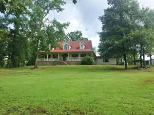 Undisclosed, Dover, AR 72837 photo 4