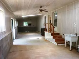 Undisclosed, Danville, AR 72833 photo 15