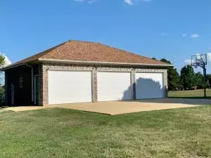 Undisclosed, Lamar, AR 72846 photo 30