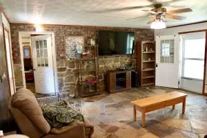 Undisclosed, Scranton, AR 72863 photo 12
