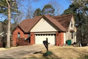 Undisclosed, Russellville, AR 72802